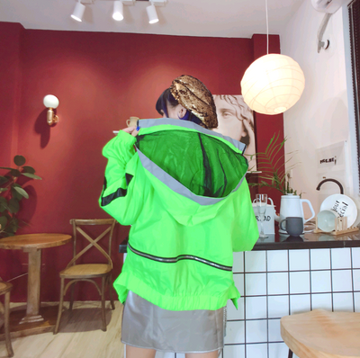 Chaqueta Deportiva Hip-Hop Verde Neón con Capucha Desmontable - Mujer Talla Delgada - Image 4