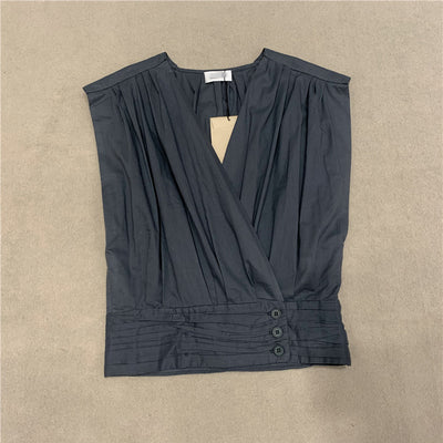 Blusa Sin Mangas Fruncida al Pecho con Cuello V - Image 12
