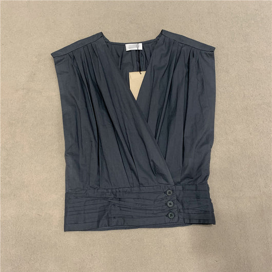 Blusa Sin Mangas Fruncida al Pecho con Cuello V - Image 12