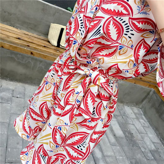 Jumpsuit Corto con Mangas Acampanadas y Estampado en Chifón - Image 20