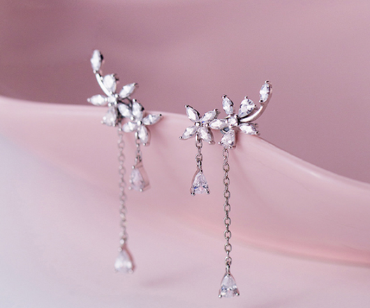 Aretes de Plata Esterlina con Circonita y Flor Flecos - Image 6