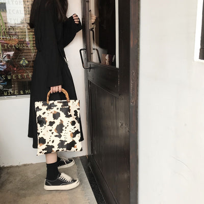 Bolsa Portátil Ghost Horse con Patrón de Vaca - Image 17