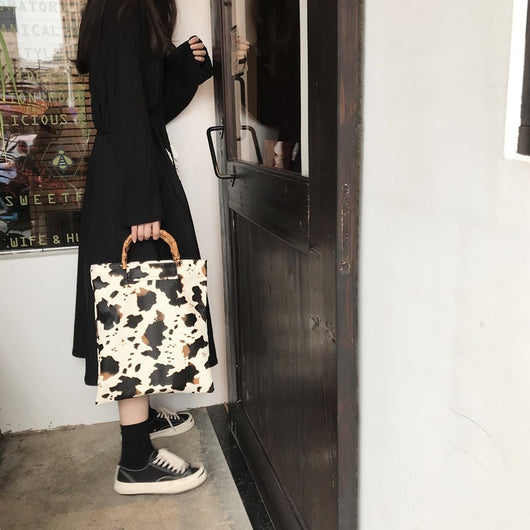 Bolsa Portátil Ghost Horse con Patrón de Vaca - Image 17