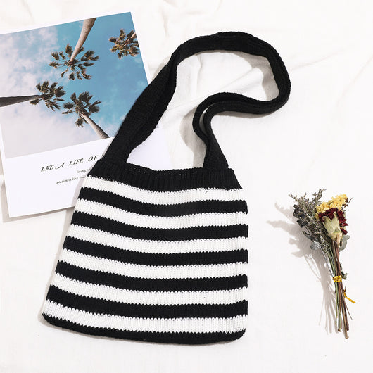 Bolsa Mensajera de Lana para Niña - Image 13