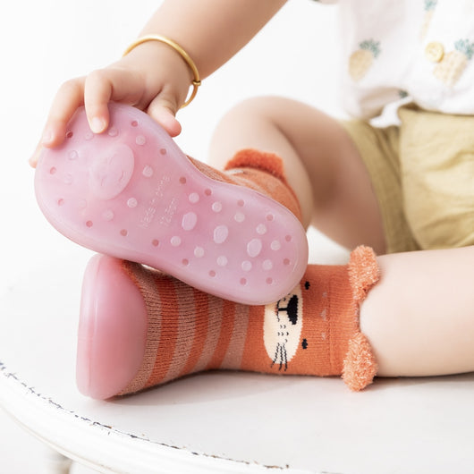 Calcetines Zapato Antideslizante de Tubo Medio para Bebés y Niños Pequeños - Image 45