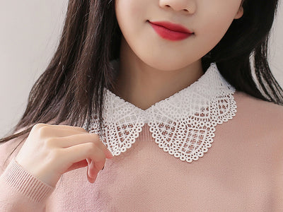 Blusa de Encaje con Cuello Falso Soluble en Agua - Elegancia Versátil - Image 7