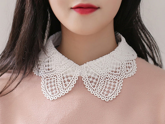 Blusa de Encaje con Cuello Falso Soluble en Agua - Elegancia Versátil - Image 8