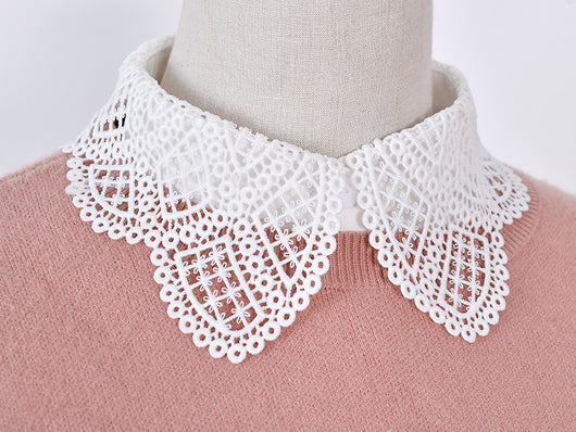 Blusa de Encaje con Cuello Falso Soluble en Agua - Elegancia Versátil - Image 13
