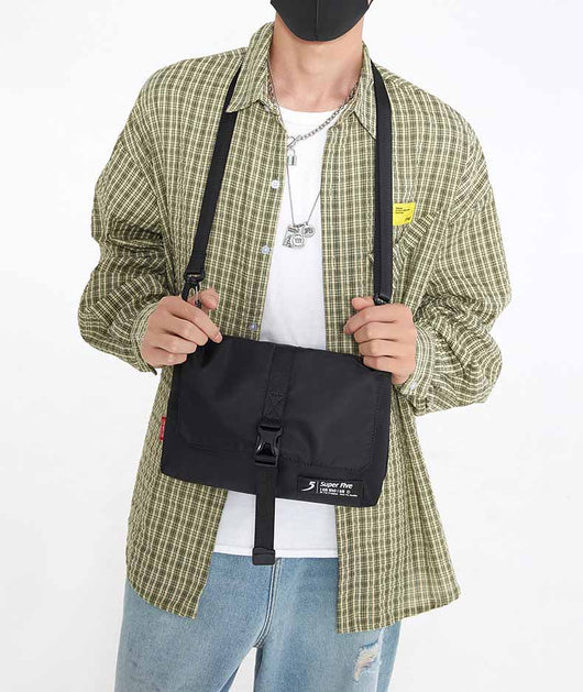 Bolsa Mensajera Impermeable de Gran Capacidad para Actividades Outdoor - Image 8