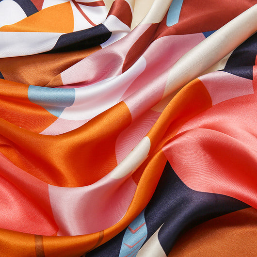 Pañuelo de Seda con Estampado Floral Elegante para Mujer - Image 3