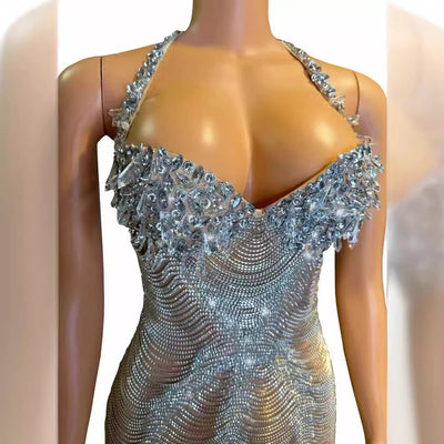 Vestido Ajustado sin Mangas con Tirantes Finos y Cadena Decorativa - Image 5