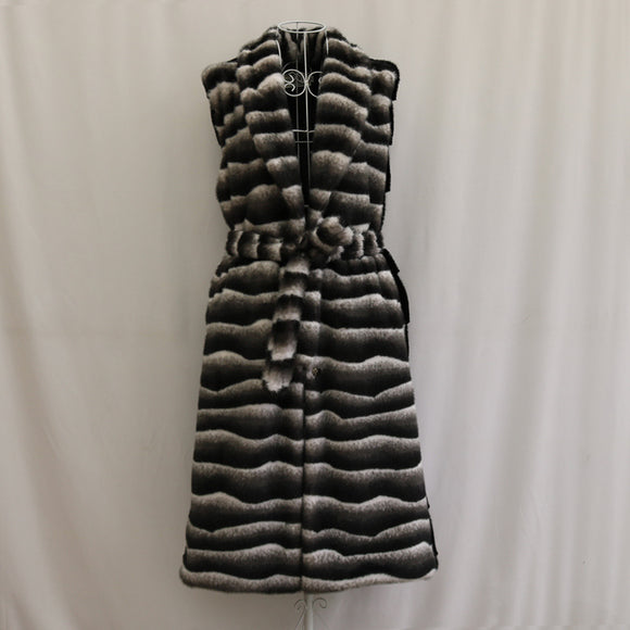 Chaleco Talla Grande con Solapa Ancha y Estampado Cebra