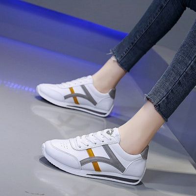 Zapatillas Forrest Blancas Transpirables para Deporte y Casual - Image 6