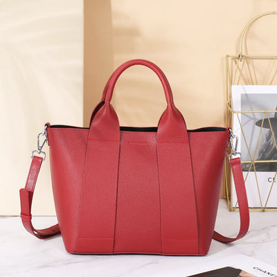 Bolso Tote de Cuero Genuino para Mujer - Diseño Minimalista y Funcional - Image 2