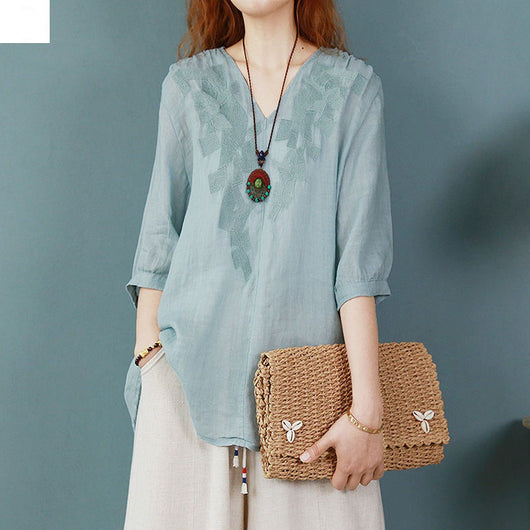 Blusa Larga Atrás Corta Adelante de Algodón y Lino con Bordado para Mujer - Image 4