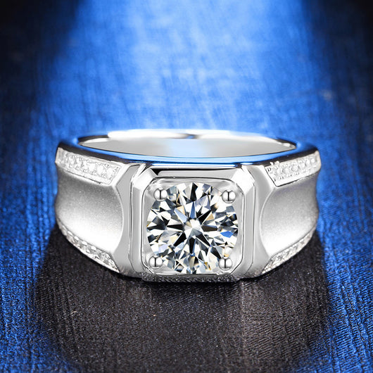 Anillo de Hombre con Moissanita de 1 Quilate y Cuatro Puntas - Image 3