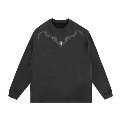 Playera Manga Larga Cuello Redondo con Bordado Gótico para Hombre - Image 4