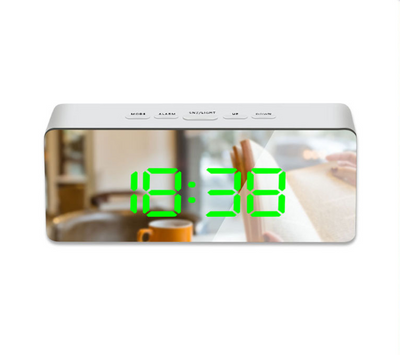 Espejo LED Multifuncional con Reloj Digital - Image 16