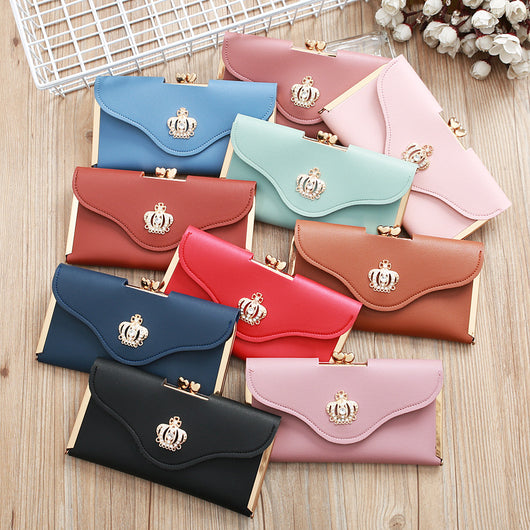 Cartera Elegante con Broche de Diamantes - Image 2