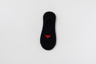 Calcetines Invisibles para Mujer con Diseño de Corazones y Suela Antideslizante de Silicona - Image 6