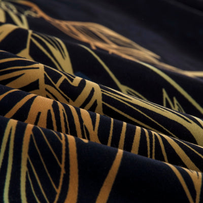 Juego de Tres Piezas de Textiles Dorados con Adhesivos Premium - Image 7