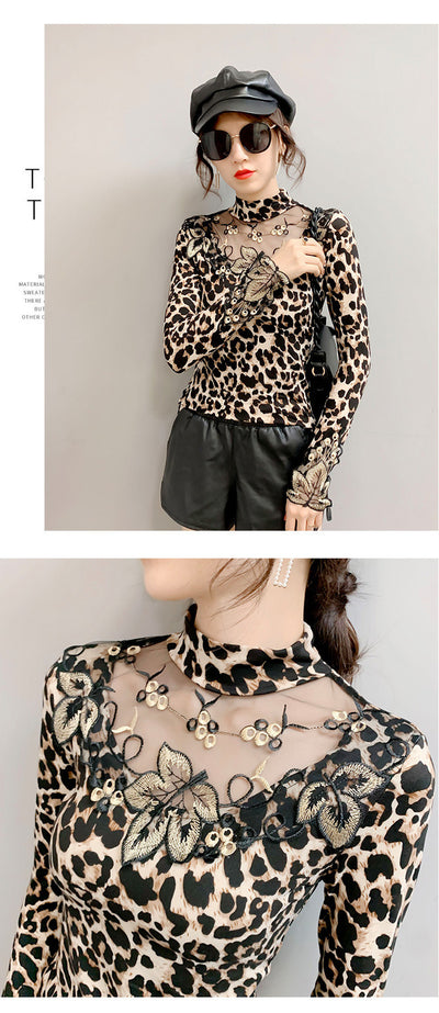 Blusa Estilo Occidental Estampado Leopardo con Encaje Bordado - Image 12