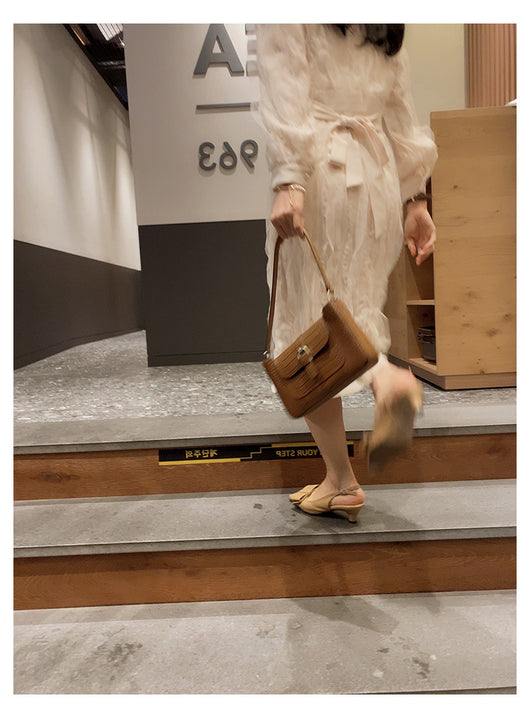 Vestido Elegante Retro Francés con Encaje y Cordones - Image 7