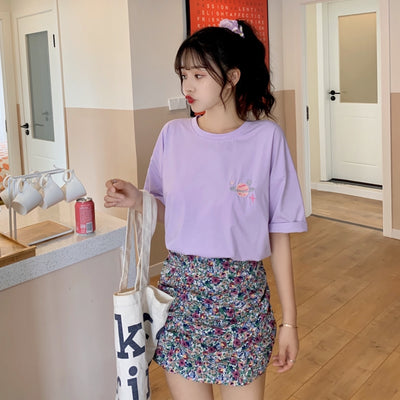 Playera Suelta con Estampado Bordado de Manga Corta - Image 19