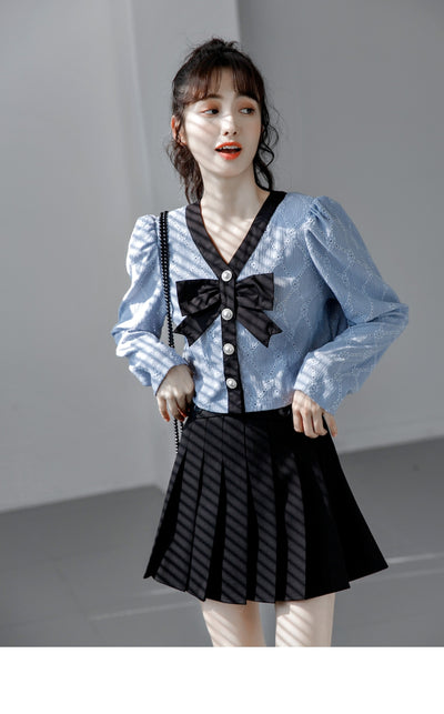 Blusa Elegante con Volantes y Escote en V - Image 9