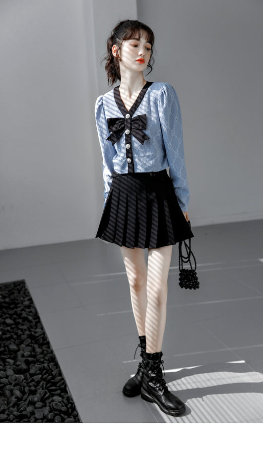 Blusa Elegante con Volantes y Escote en V - Image 14