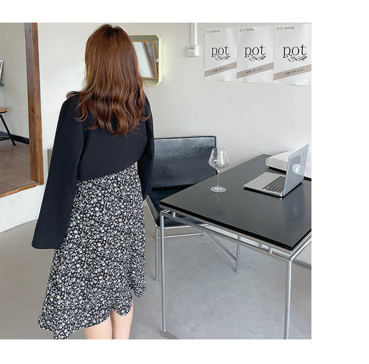 Traje Falda Sastre con Tirantes Ligero y Versátil - Image 6