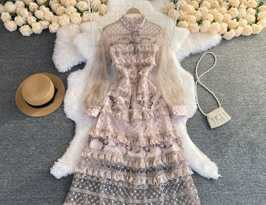 Vestido de Encaje Bordado Elegante con Detalles de Costura - Image 22
