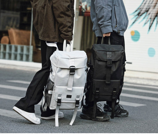 Mochila de Viaje Negra con Gran Capacidad y Compartimentos de Herramientas - Image 21