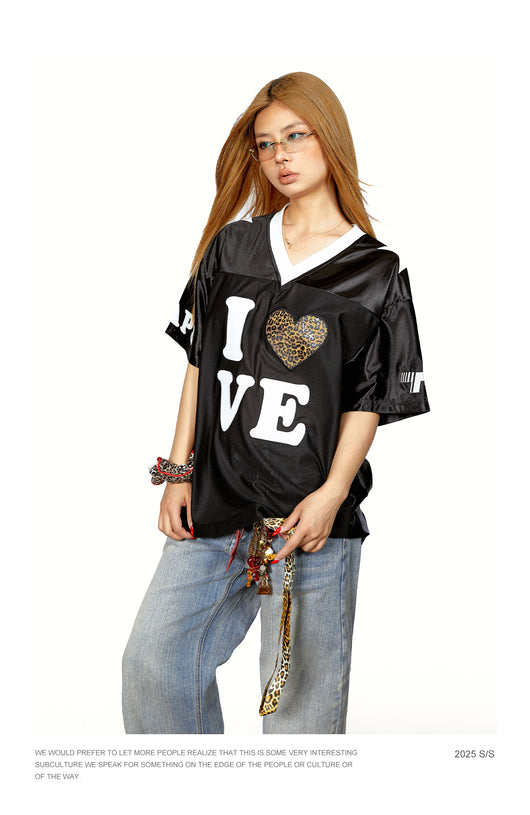 Playera Mujer Cuello V Leopardo con Splicing - Manga Corta - Image 13