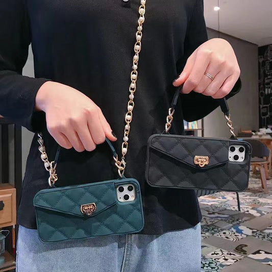 Funda Lujo para Celular con Cadena Inclinada y Correa