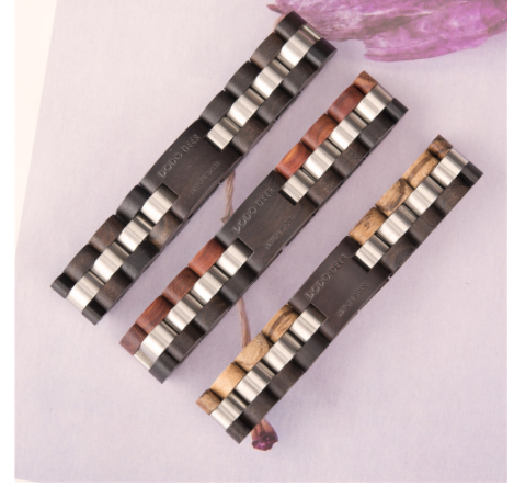 Pulsera de Madera de Sándalo con Lettering - Joya de Moda Artesanal - Image 2