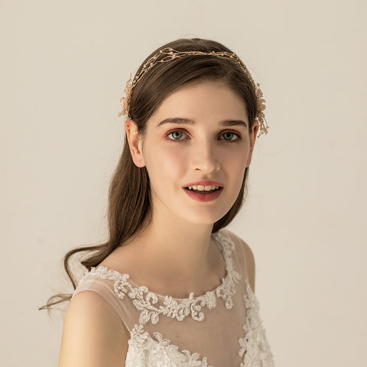 Diadema nupcial con perlas y cristales para novia - Image 4
