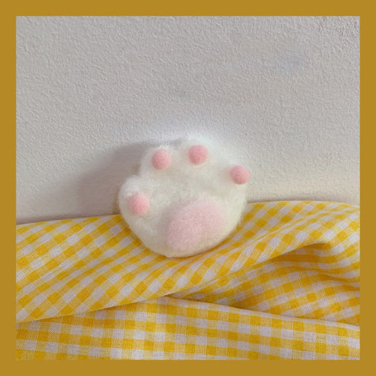Broche Insignia Pata de Gato - Accesorio Uniforme Escolar - Image 2