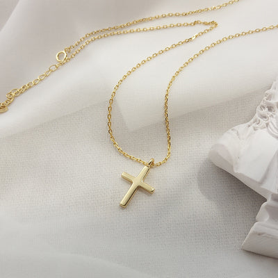 Collar Colgante Cruz Jesús en Oro 18k y Plata 925 - Joya Cristiana Trendy para Mujer - Image 2