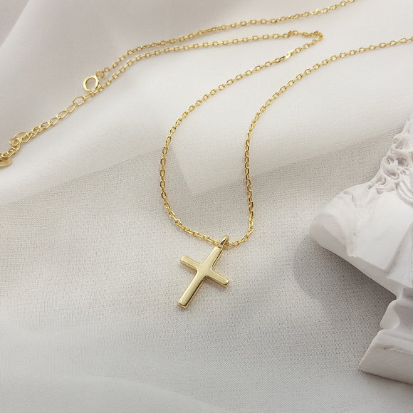 Colar Pingente Cruz Jesus em Ouro 18k e Prata 925 - Joia Cristã Trendy para Mulher