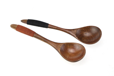 Juego de Cubiertos de Madera con Cordel Decorativo - Image 4