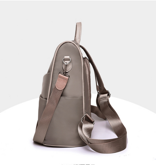 Mochila Multifuncional Vegana para Mujer Henrietta - Image 10