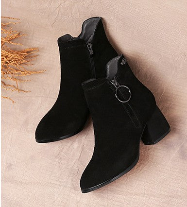 Botas de Invierno para Mujer con Doble Acabado: Piel Suave y Tacón Texturizado