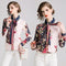 Blusa Moldeadora con Estampado de Flores y Moño