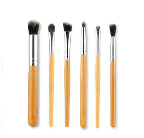 Set de 11 Brochas de Maquillaje con Mangos de Bambú y Bolsa de Lino - Image 12