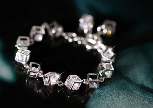 Pulsera de Cobre y Circón Dorado 3D - Chapado en Oro Blanco Estilo Coreano