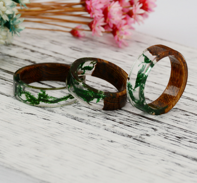 Anillo Artesanal de Madera y Resina - Image 3