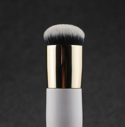 Brocha Profesional Plana para Base de Maquillaje - Aplicación Perfecta y Uniforme - Image 3