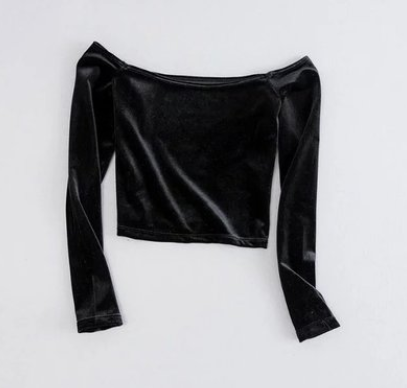 Blusa de Terciopelo Dorado con Cuello Alto y Cintura Marcada - Image 3