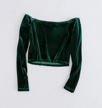 Blusa de Terciopelo Dorado con Cuello Alto y Cintura Marcada - Image 4